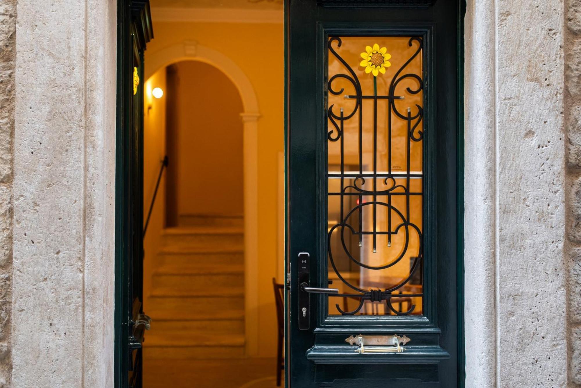 فندق 7Oaks Noble House دوبروفينك المظهر الخارجي الصورة